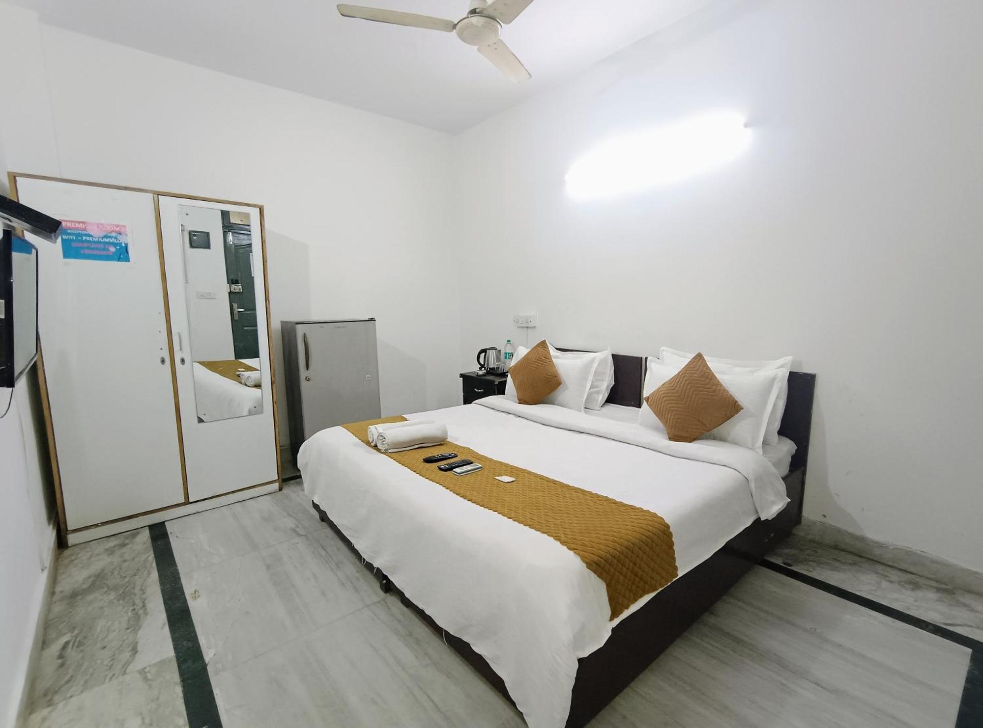 Hotel Hauz Khas Fort View New Delhi Eksteriør bilde